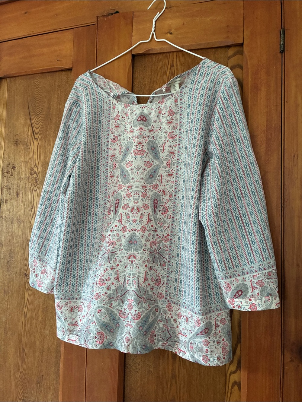 10/25$ 🧁 Light Blue & Pink Paisley Printed Boho Tunic